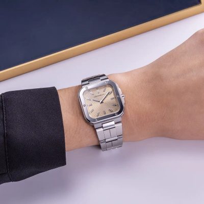 montre herbelin femme cap camarat square acier et cadran champagne quartz