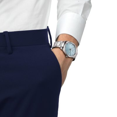 montre tissot PR 100 homme acier et cadran bleu ciel quartz
