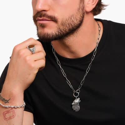 pendentif thomas sabo profil de loup serti de gemme noirs en argent tête de loup argent pavé de cristaux noirs