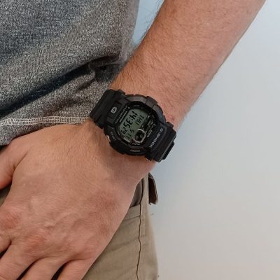 montre casio G shock GD 350 serie homme étanche 20 bar multifonctions
