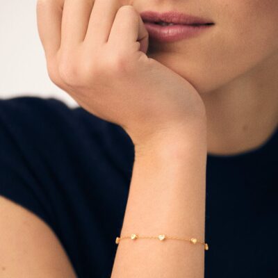 bracelet agatha adorée cristal doré cœurs en oxydes de zirconiums