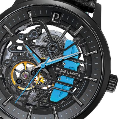 montre pierre lannier paddock homme noir acier noir détail bleu automatique 43 mm bracelet cuir noir
