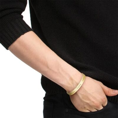 bracelet lacoste homme adventurer acier doré jonc