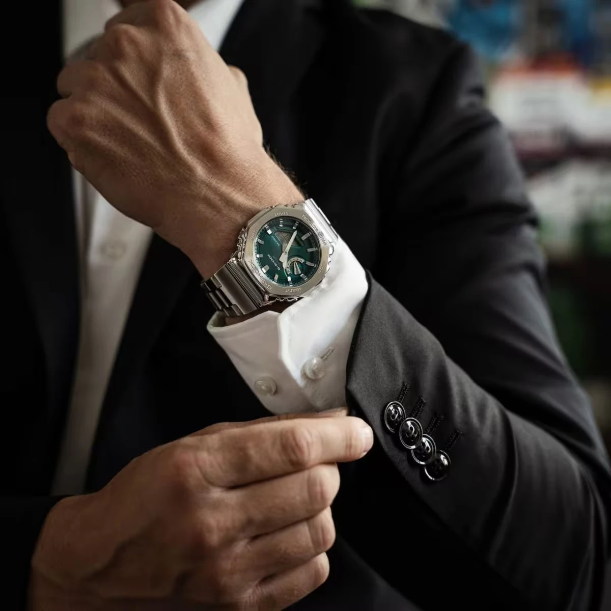 montre casio g shock GM 2100 serie acier et vert foncé étanche 20 bar bracelet acier