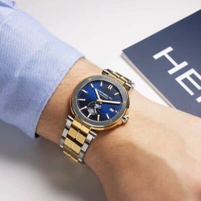 montre herbelin newport quartz acier bicolore 40,5 mm cadran bleu bracelet acier bicolore