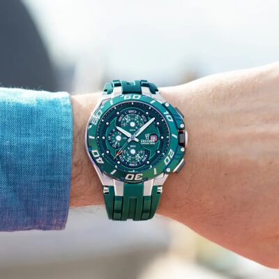montre festina homme-chrono-bike chronographe portée par un homme